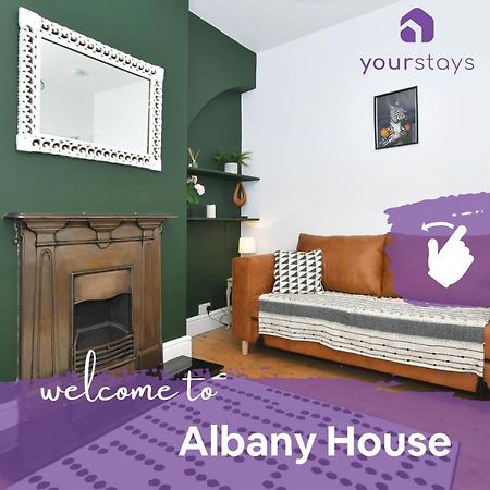 Albany House, Superb Townhouse, Gorgeous Design, Heart Of Newcastle-Under-Lyme Villa Stoke-on-Trent Eksteriør billede